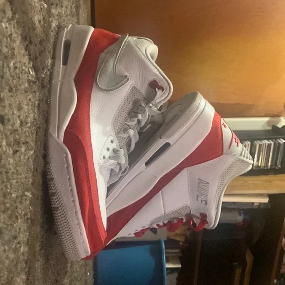 Jordan | Shoes | Air Jordan 3 Retro Tinker Air Max  display picture 1